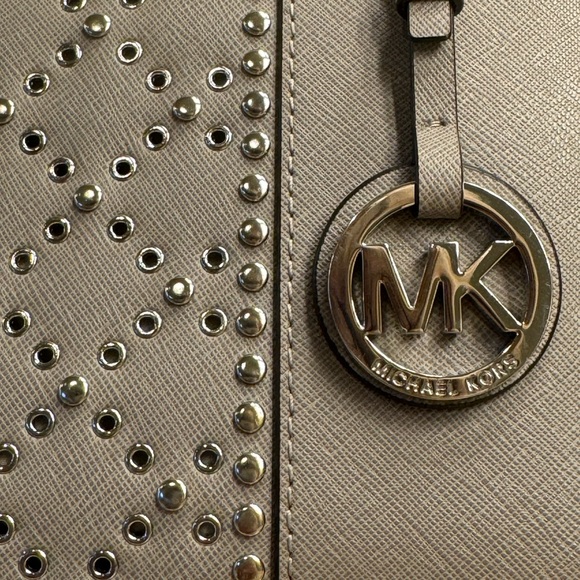 Michael Kors Handbag, wonderful condition! - Picture 4 of 9